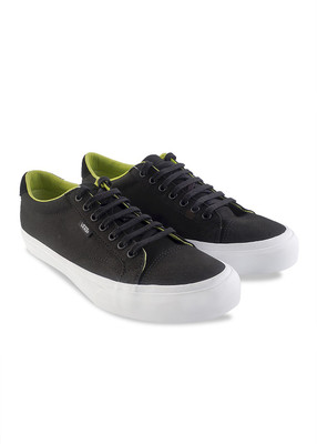 

Vans Court Sneaker For Men(Black, (canvas) black/green glow