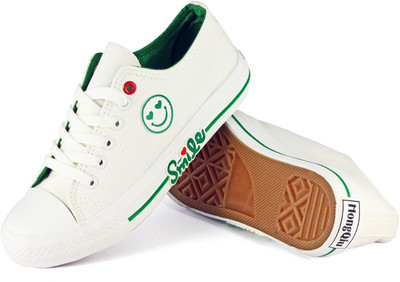 

DeVEE Canvas Shoes For Women(White