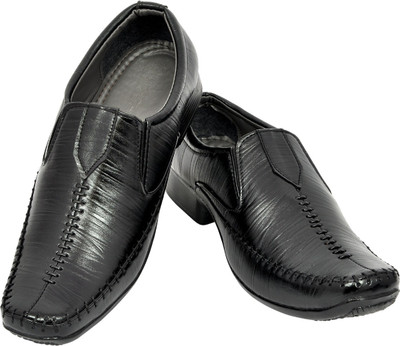 

Rootz Slip On For Men(Black