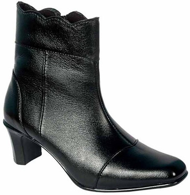

Unifashion Sanure Boots For Women(Black