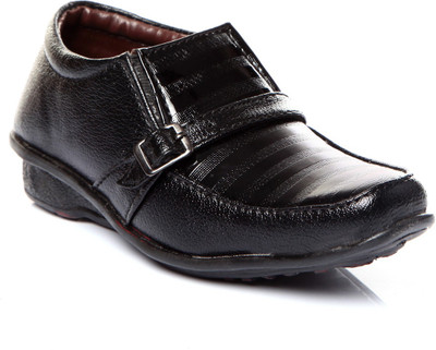 

Trilokani Boys, Black