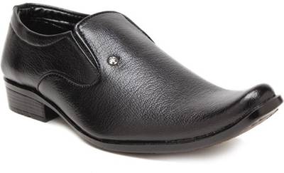 Baaj Slip On