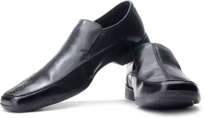 

Clarks Balistic Watch Genuine Leather Slip On Shoes For Men(Black, Black leathe