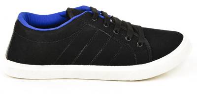 Navchetan Sneakers