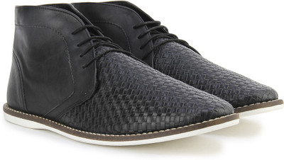 

Knotty Derby Thomas Chukka Boot Boots For Men(Black