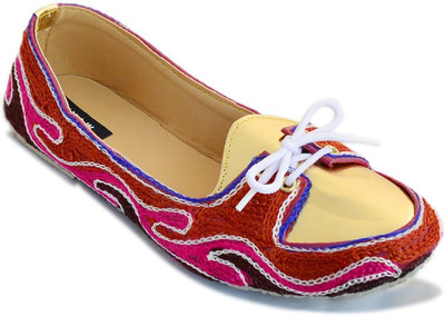 

Myra Embroidered Bellies For Women(Multicolor