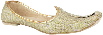 

Shoez Hub SH719Gold- Jutis For Men(Gold