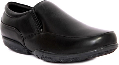 

IShoes Unruffled Black Slip On Shoes For Men(Black