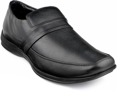 

Escaro Leather Slip On For Men(Black