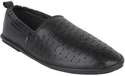 

Guava Casuals For Men(Black, 09;black