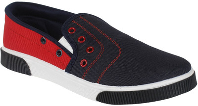 

Clymb Casual Shoes For Men(Blue, Black