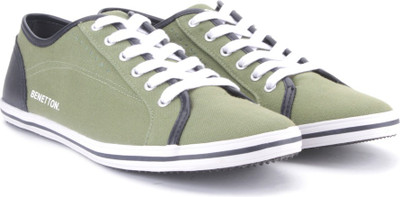 

United Colors of Benetton Men Sneakers For Men(Black, 901