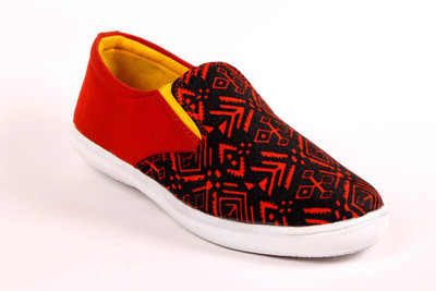 

Shoeppee Casuals For Men(Red)