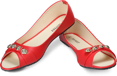 

Tryfeet Red Open Toe Bellies For Women(Red