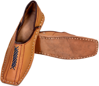 

Skillindia Mojaris For Men(Beige