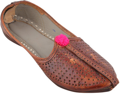 

Porcupine Indian Traditional Mojaris For Men(Brown)