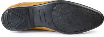 Baaj Lace Up