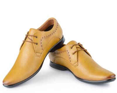 Baaj Lace Up