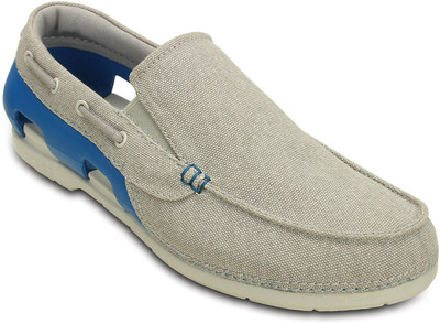 

Crocs Casuals For Men(Grey), 202774-0cq