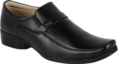 

Aerolite Signature Edition Slip On Shoes For Men(Black