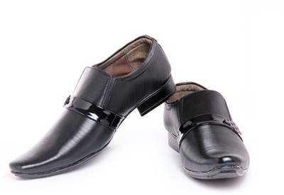 Baaj Slip On