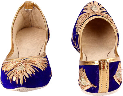 

Traditional Collection Blue zari work juti Bellies For Women(Blue