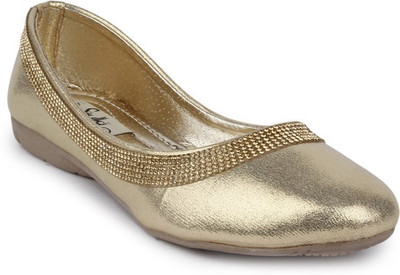 

Sindhi Footwear Bellies For Women(Gold)