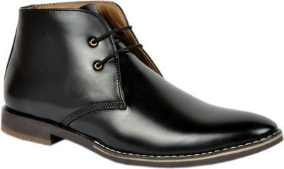 

Footlodge Simple and Good Looking Boots For Men(Black