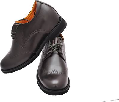 Celby Lace Up