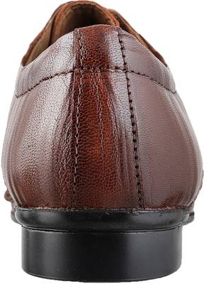 Metro Classic Lace Up Shoes