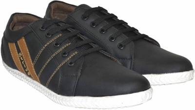 Strive Sneakers