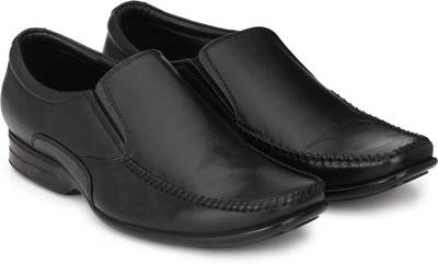 BERNARDO Slip On
