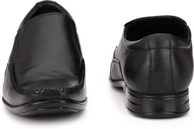 BERNARDO Slip On