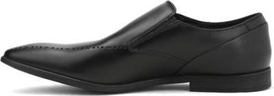 Clarks Bampton Free Black Leather Slip On
