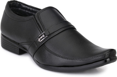 

Ruggero STRENGTH Slip On For Men(Black