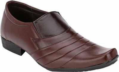 

Shoe Day Slip On For Men(Brown