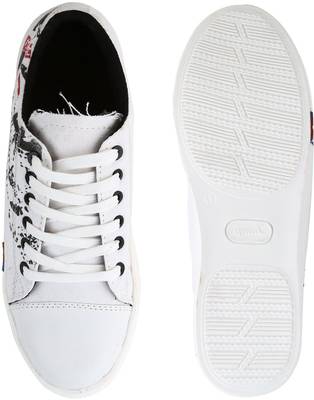 Aadi Sneakers