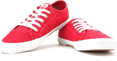 

United Colors of Benetton Men Sneakers For Men(Red), 902