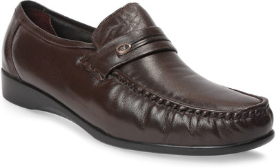 

Bacca Bucci Brown Slip On Shoes For Men(Brown