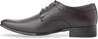 Arrow Lace Up