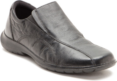 

Red Tape RTS7301B Slip On For Men(Black