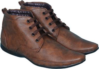 Smoky Lace Up