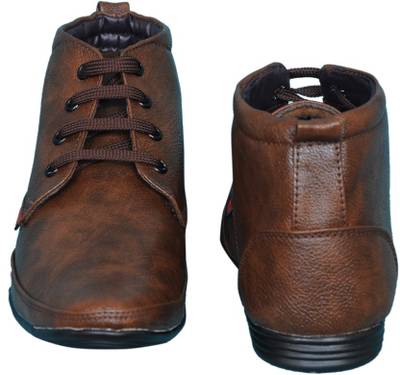 Smoky Lace Up