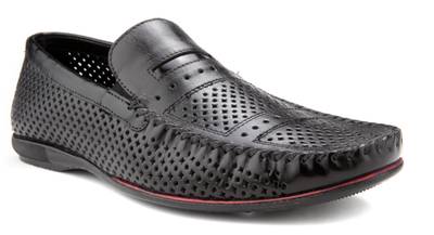 Red Tape Slip On