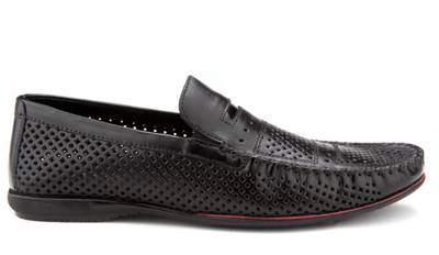 Red Tape Slip On
