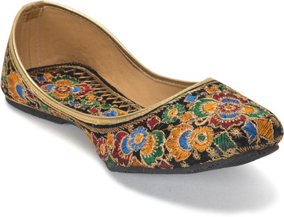 

Paduki Ethnic Footwear Jutis For Women(Multicolor