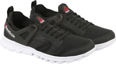 

REEBOK AMAZE RUN Running Shoes For Men(Black, Blk/wht