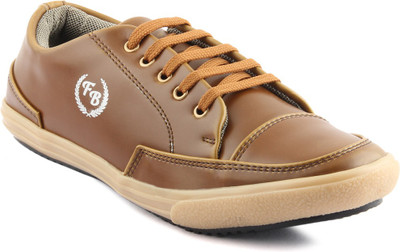 

Isole Casual Shoes For Men(Tan)
