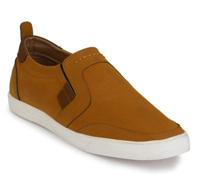 

Peponi Outlandish Buscemi Casuals For Men(Tan