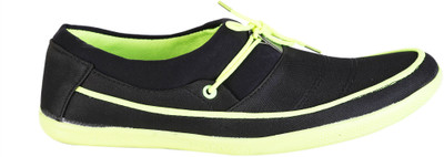 Quarks Piping Casual Shoes For Men(Black, Green)
